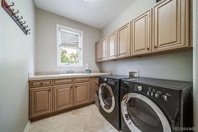 19676 E Pinewood Drive Aurora, CO 80016