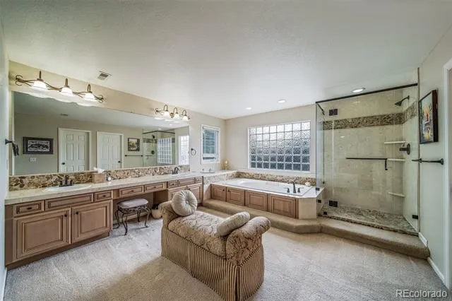 19676 E Pinewood Drive Aurora, CO 80016