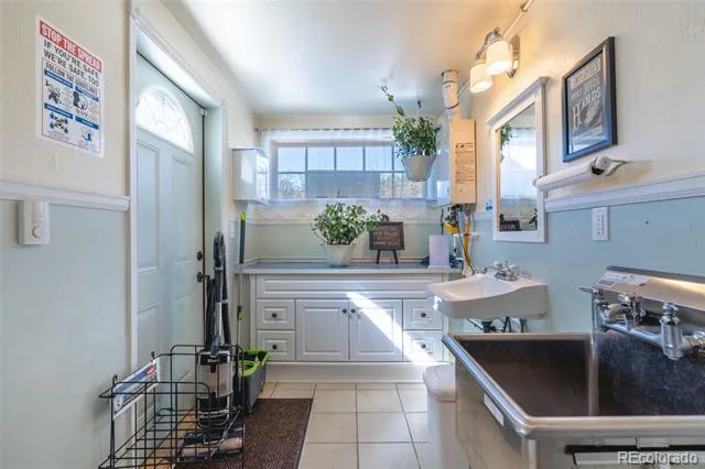 43 County Rd 102 Guffey, CO 80820