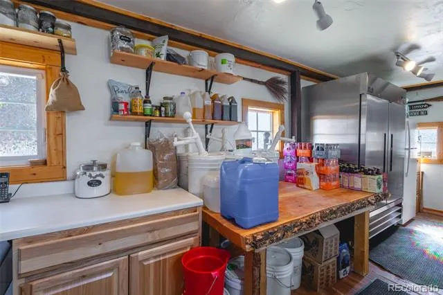 43 County Rd 102 Guffey, CO 80820