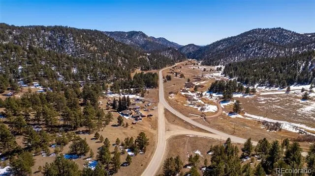 43 County Rd 102 Guffey, CO 80820