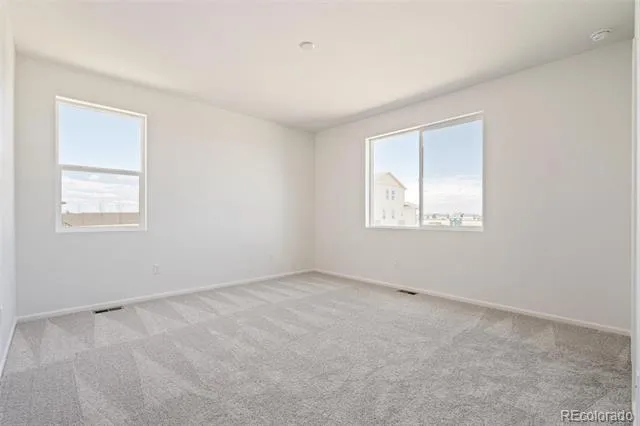 47409 Magnolia Avenue Bennett, CO 80102