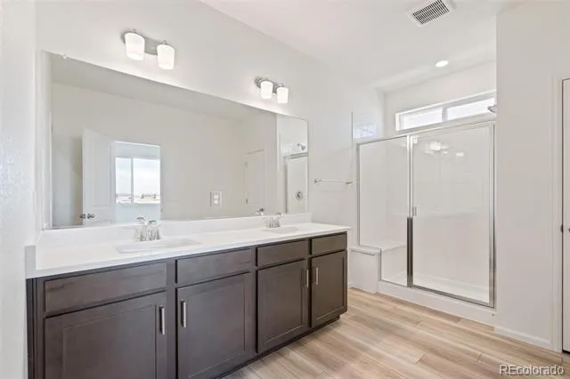 47409 Magnolia Avenue Bennett, CO 80102