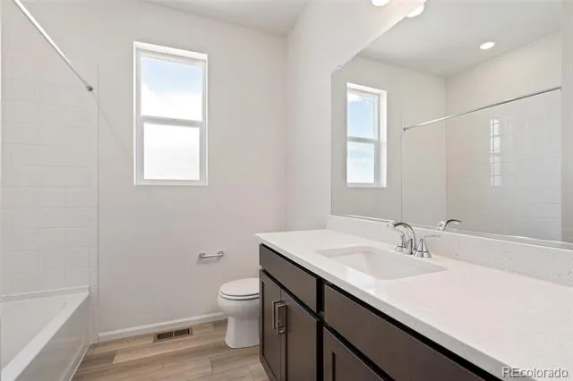 47409 Magnolia Avenue Bennett, CO 80102