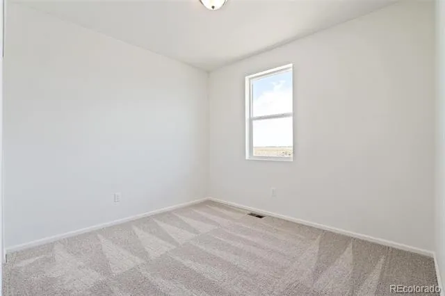 47409 Magnolia Avenue Bennett, CO 80102