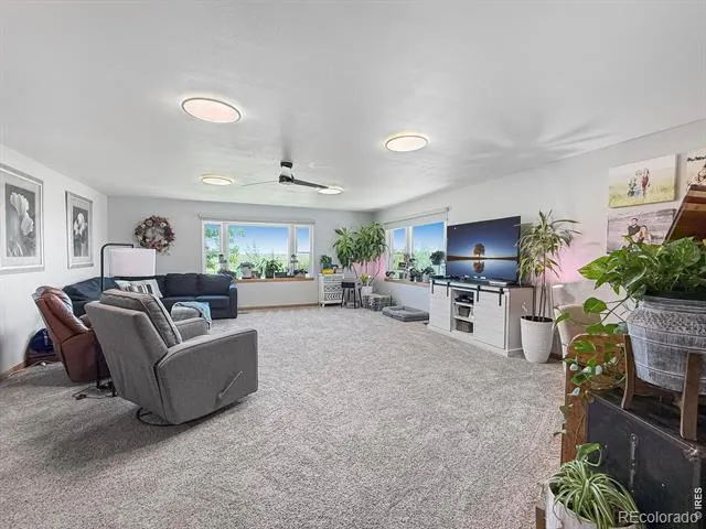 43331 County Road 16 Holyoke, CO 80734