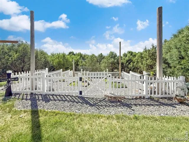 43331 County Road 16 Holyoke, CO 80734