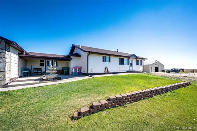 4820 Schumaker Road Bennett, CO 80102