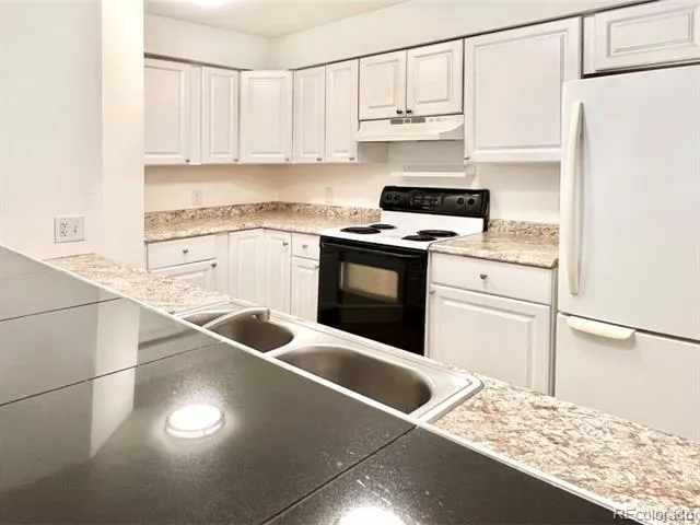 14590 E 2nd Avenue #101B Aurora, CO 80011