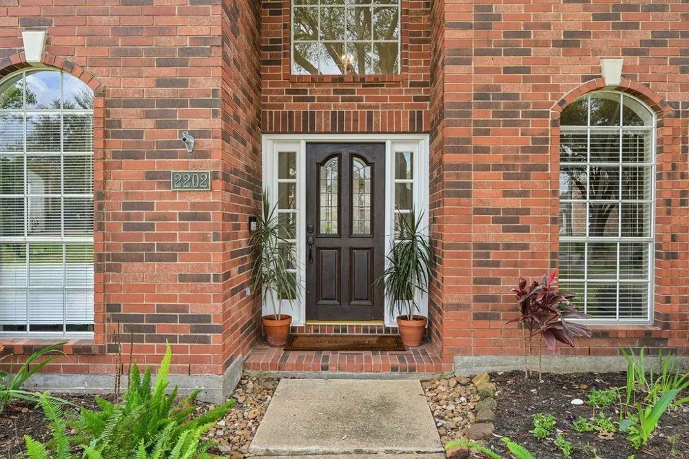 2202 Castle Bay Drive League City, TX 77573