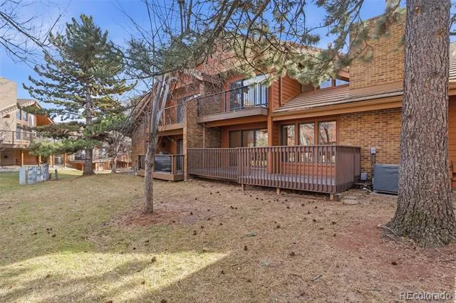 5403 Coyote Canyon Way #B Morrison, CO 80465