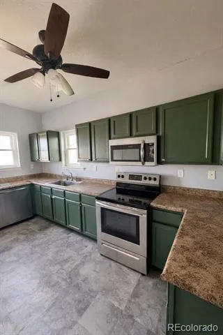 55699 E 31st Avenue Strasburg, CO 80136