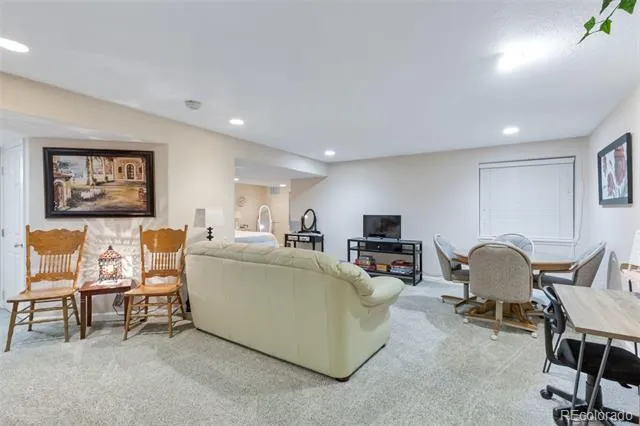 4977 S Eagle Circle Aurora, CO 80015