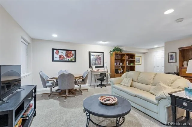 4977 S Eagle Circle Aurora, CO 80015