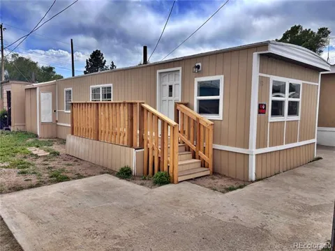 3600 Cascade Avenue