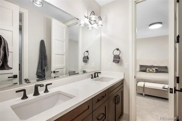 2821 E Cedar Avenue #2 Denver, CO 80209