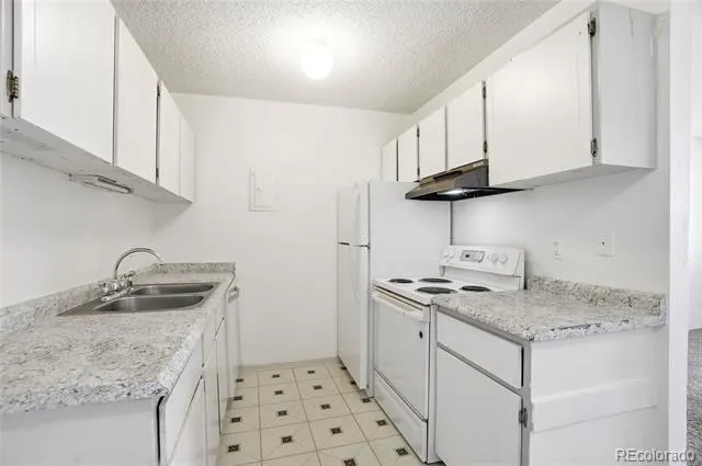10211 Ura Lane #2-104 Denver, CO 80260