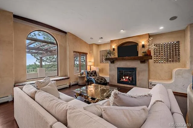 7022 Secrest Court Arvada, CO 80007