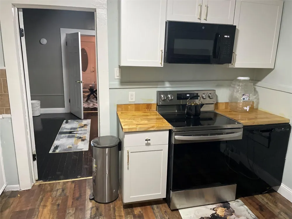 1214 42nd Street Galveston, TX 77550