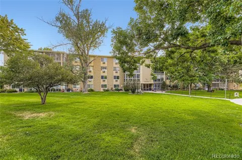 13500 E Cornell Avenue #206