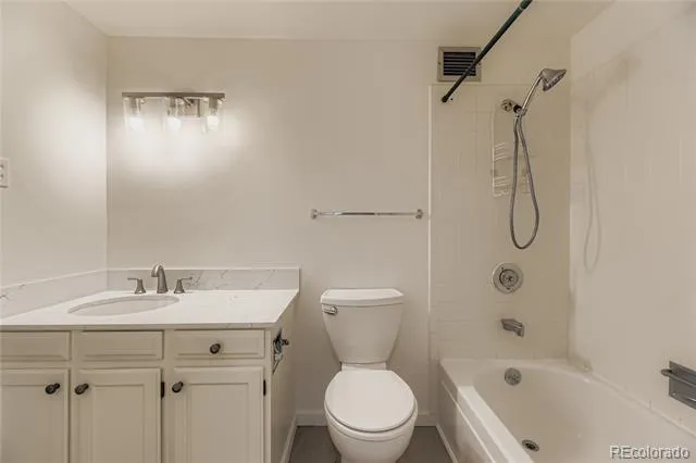 13500 E Cornell Avenue #206 Aurora, CO 80014