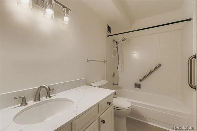 13500 E Cornell Avenue #206 Aurora, CO 80014