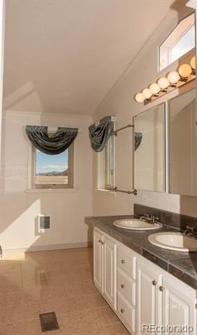 415 Oak Grove Circle Westcliffe, CO 81252