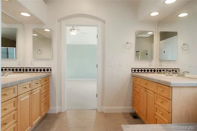 17193 Opal Hill Drive Parker, CO 80134