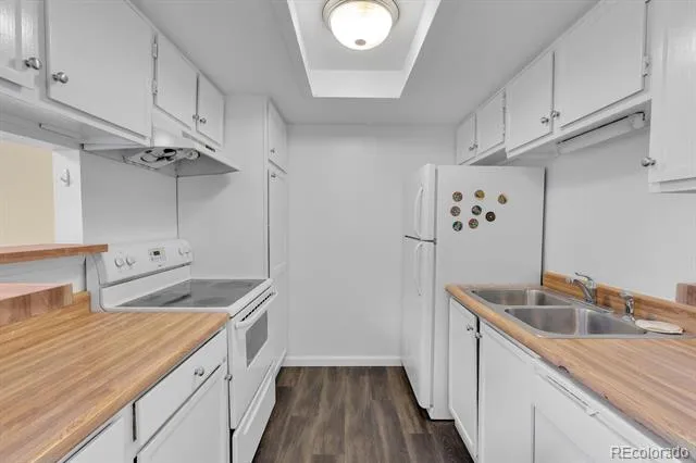 908 S Walden Way #206 Aurora, CO 80017