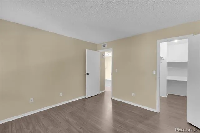 908 S Walden Way #206 Aurora, CO 80017