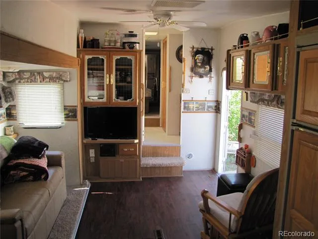 26 Boxcar Loop Hartsel, CO 80449