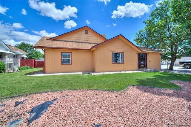 616 West Street Fort Morgan, CO 80701