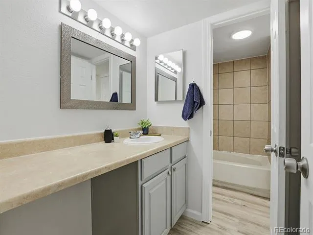 14700 E Kentucky Drive #513 Aurora, CO 80012