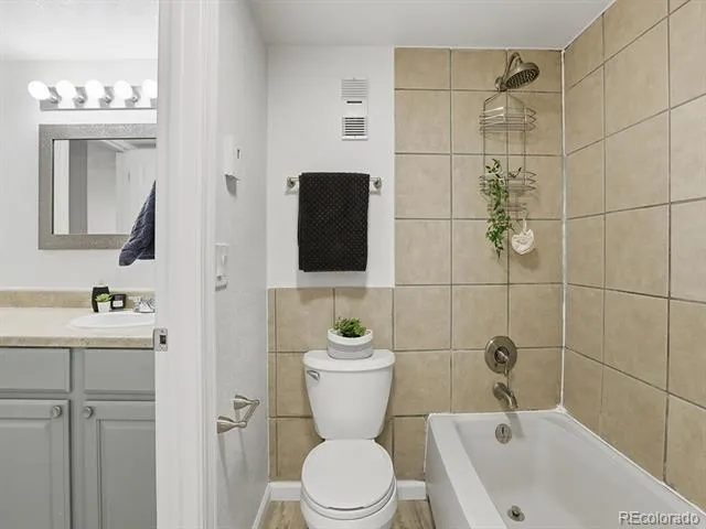 14700 E Kentucky Drive #513 Aurora, CO 80012