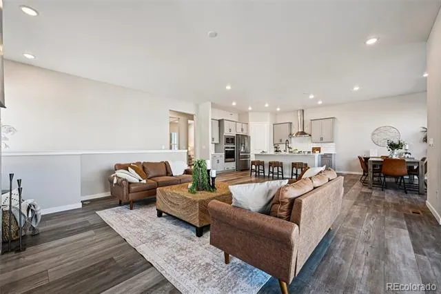 8735 S Quemoy Street Aurora, CO 80016