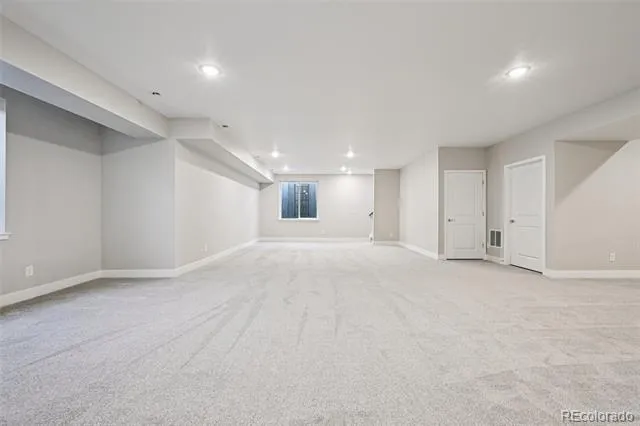 8735 S Quemoy Street Aurora, CO 80016
