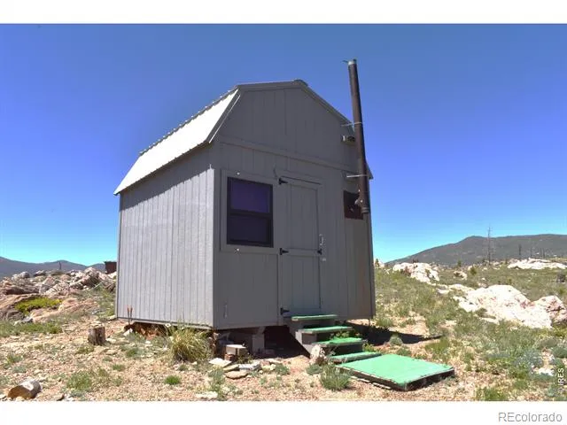 1989 Spencer Mountain Road Bellvue, CO 80512
