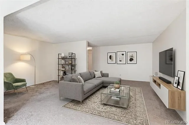 2 Adams Street #910 Denver, CO 80206