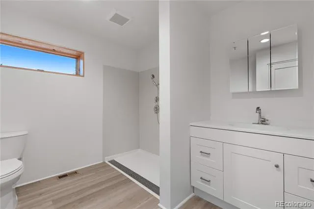 1959 Blackhawk Street Aurora, CO 80011