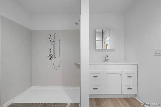 1959 Blackhawk Street Aurora, CO 80011