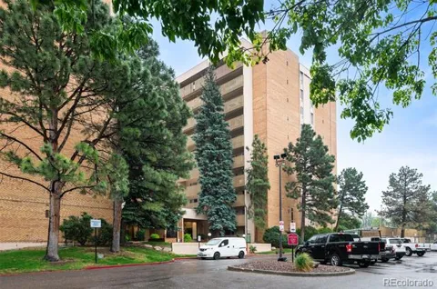 8060 E Girard Avenue #913