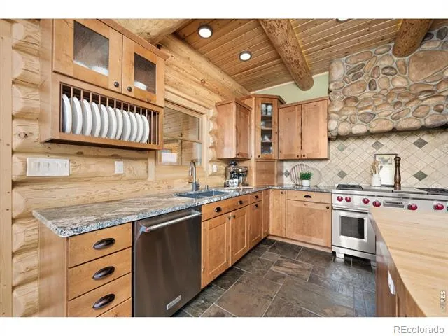 4119 Davis Ranch Road Bellvue, CO 80512