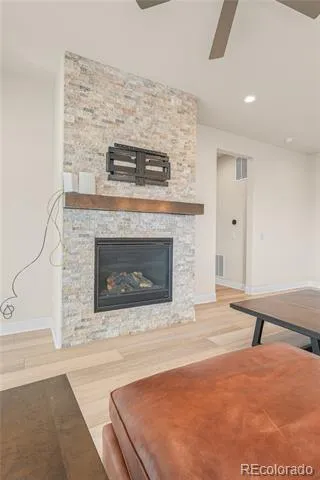 21996 E Allenspark Place Aurora, CO 80016