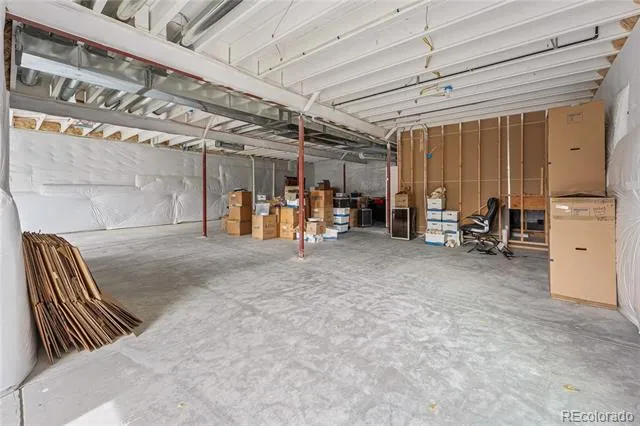 21996 E Allenspark Place Aurora, CO 80016