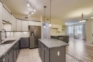 9836 W Freiburg Drive #B Littleton, CO 80127