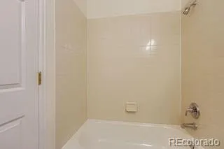 9836 W Freiburg Drive #B Littleton, CO 80127