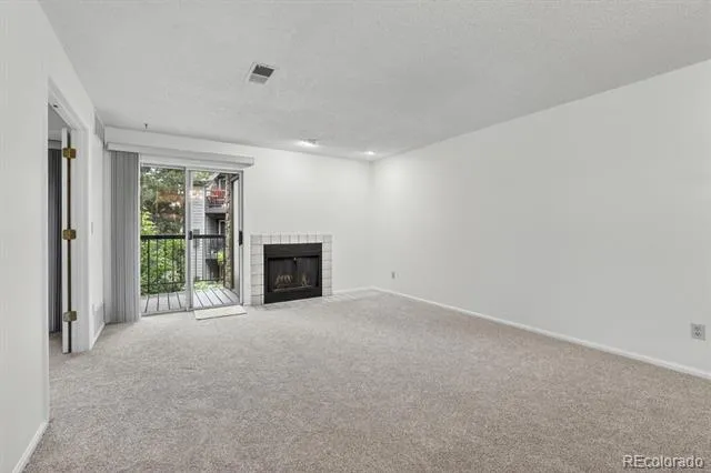 2575 S Syracuse Way #E207 Denver, CO 80231