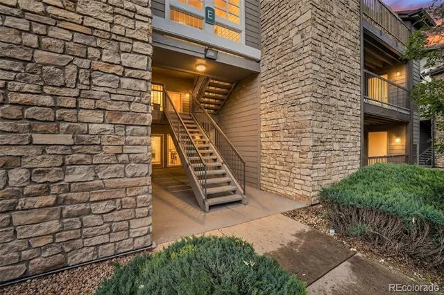 2575 S Syracuse Way #E207 Denver, CO 80231