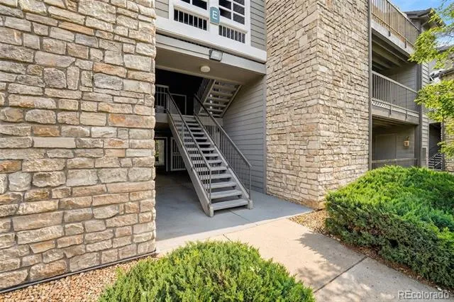2575 S Syracuse Way #E207 Denver, CO 80231