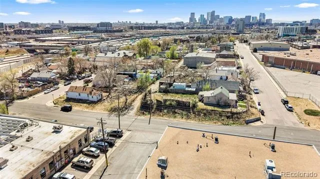 4488 Delaware Street Denver, CO 80216
